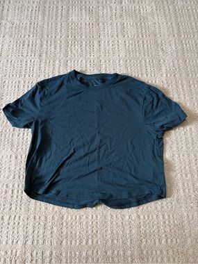 Oversized Nike Crop Tee Navy